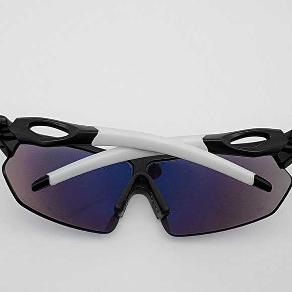 *SOLD* SunGod Pacebreakers Matte Black Frame Polarized Green Lens Sunglasses - Picture 9 of 14